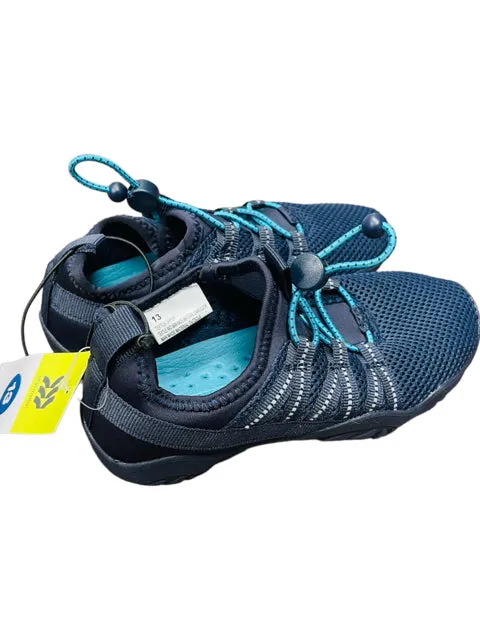 All in Motion Boy's Blue SHOES Water NWT (size 13)