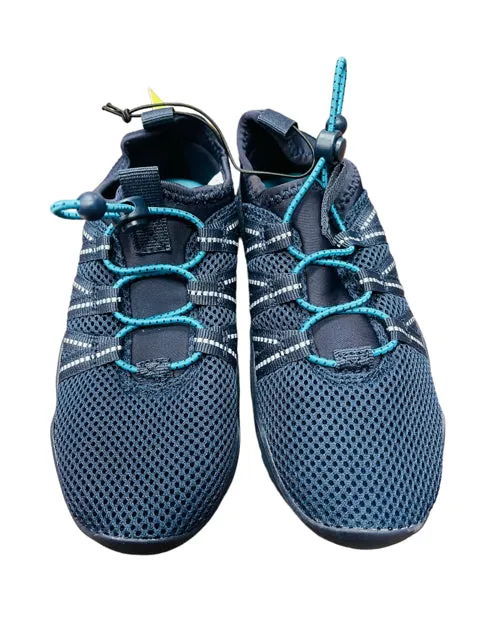 All in Motion Boy's Blue SHOES Water NWT (size 13)