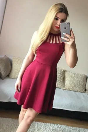 Anneprom Simple A-Line Jewel Burgundy Short Satin Homecoming Dress APP0328