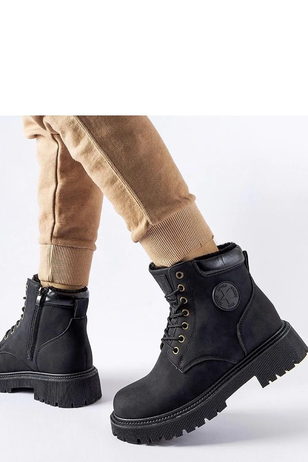 Black insulated trapper boots