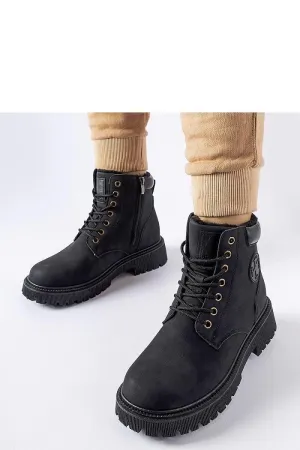 Black insulated trapper boots