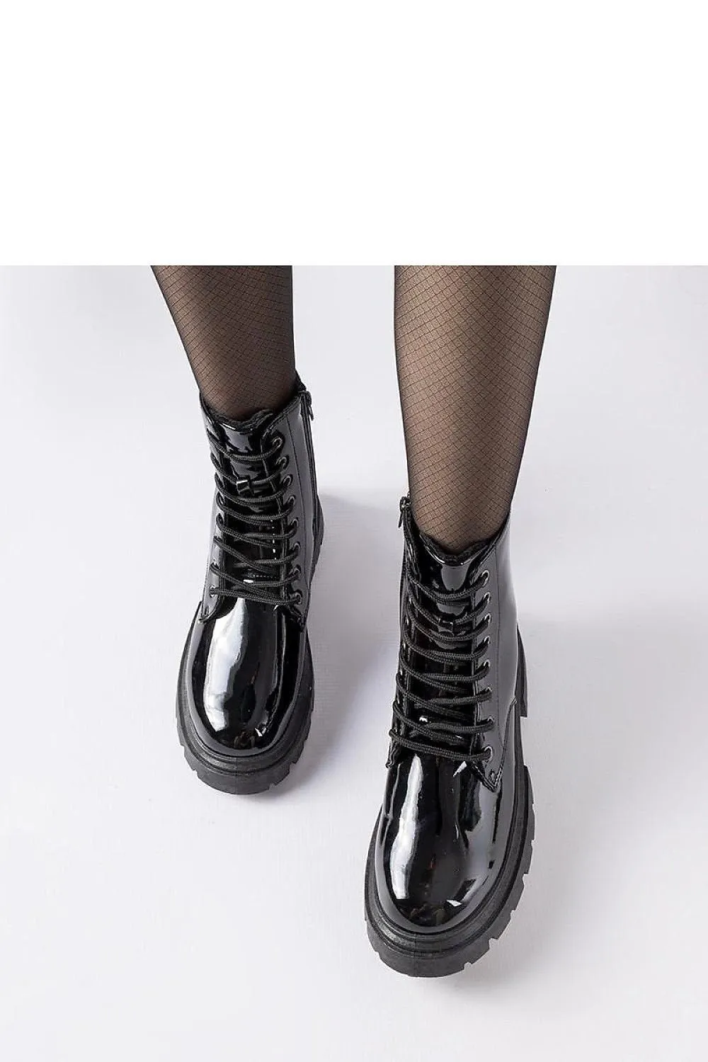 Black insulated trapper's shoes