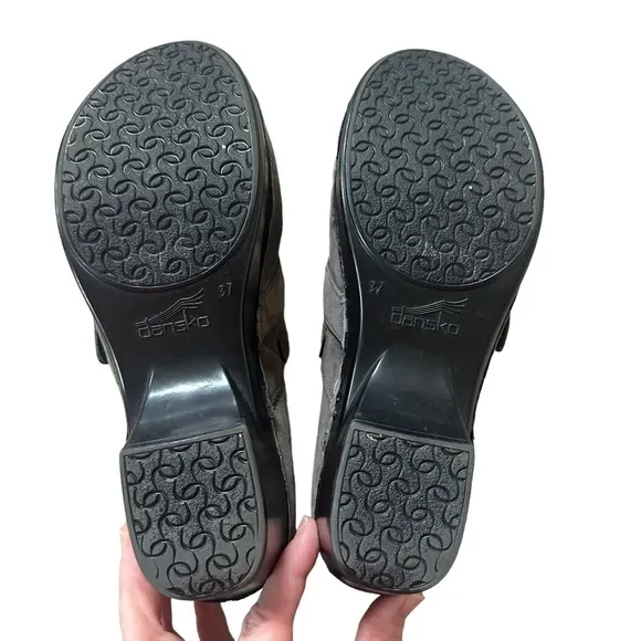 Dansko Nubuck Leather Tamara Stain Resistant Clog Shoes Gray 37 US 6.5-7