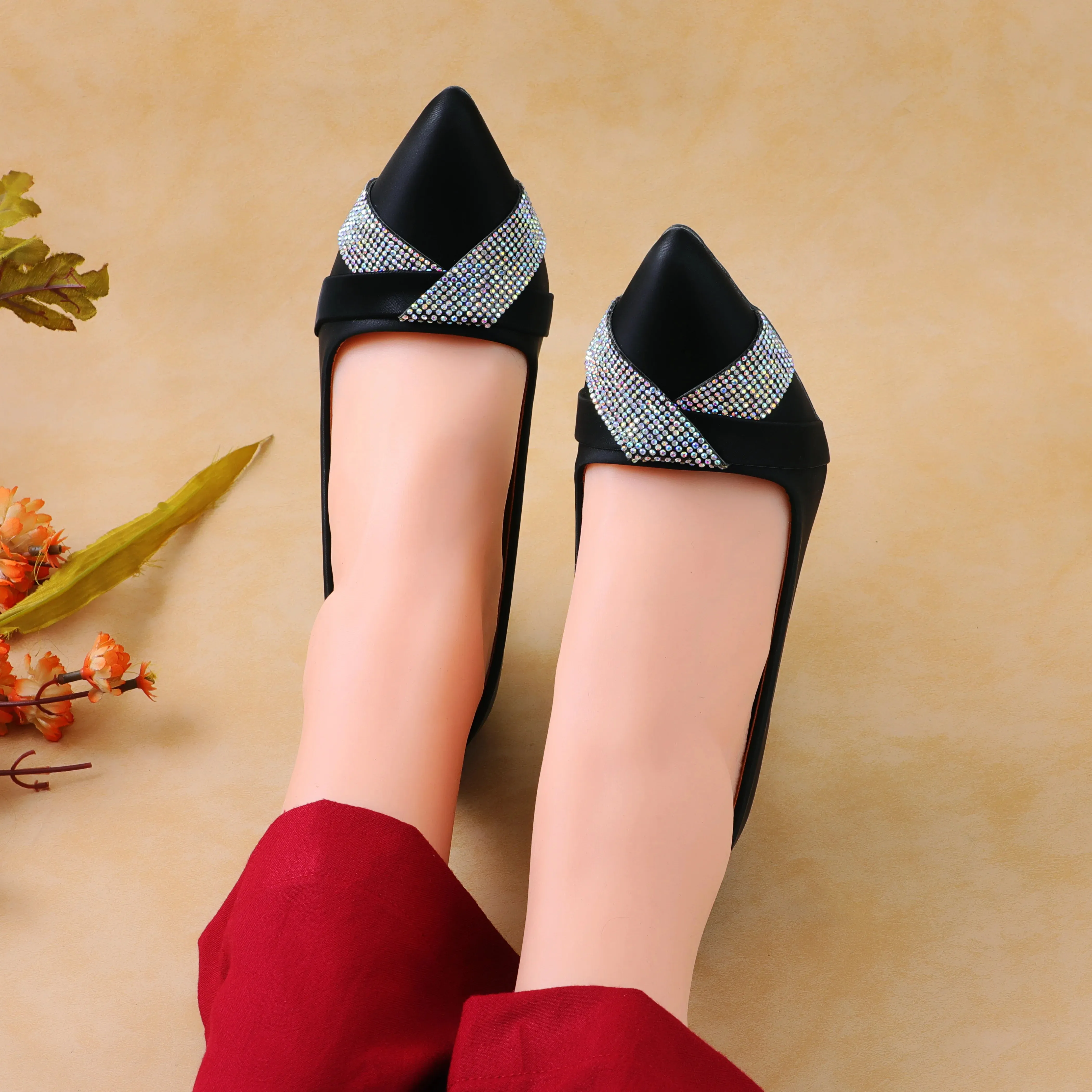 Dazzle Black Women Court Shoes