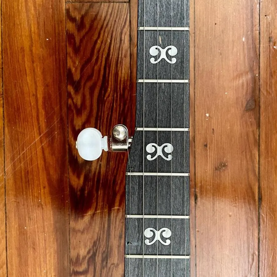 Deering Artisan Goodtime Americana Banjo with Kavanjo Pickup