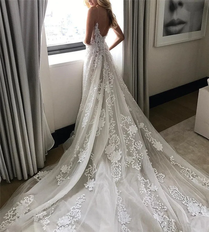 Lace Applique V Neck Gown Prom Dress White Lace Formal Evening Gowns Spaghetti Straps Lace Beach Wedding Dress