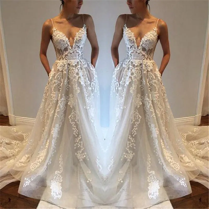 Lace Applique V Neck Gown Prom Dress White Lace Formal Evening Gowns Spaghetti Straps Lace Beach Wedding Dress