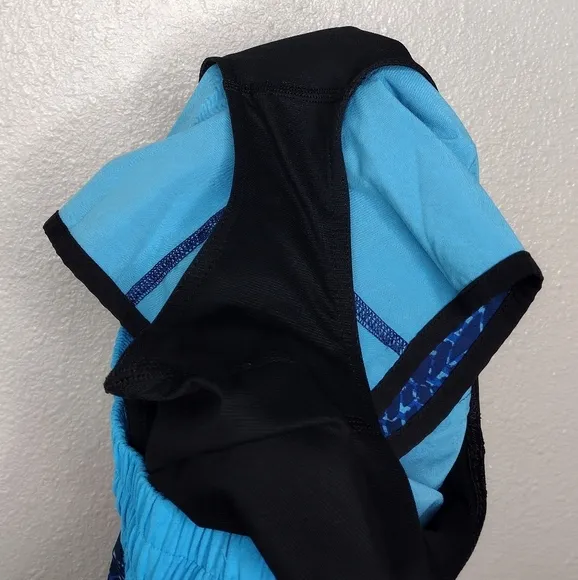 Lululemon Tracker Women's Active Workout Running Athletic Short Size 8