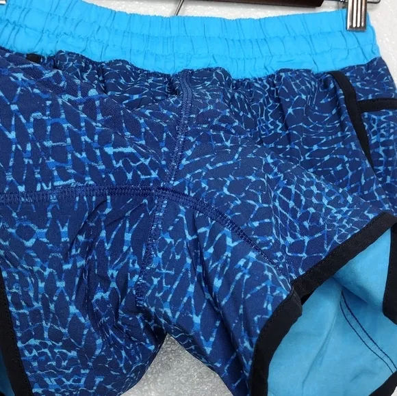 Lululemon Tracker Women's Active Workout Running Athletic Short Size 8