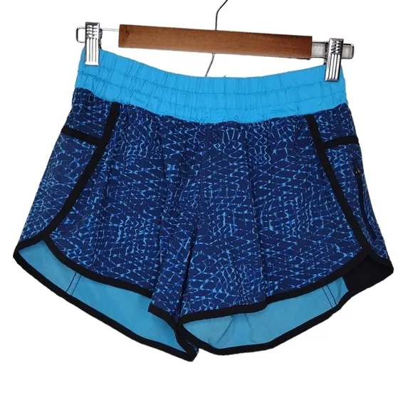 Lululemon Tracker Women's Active Workout Running Athletic Short Size 8