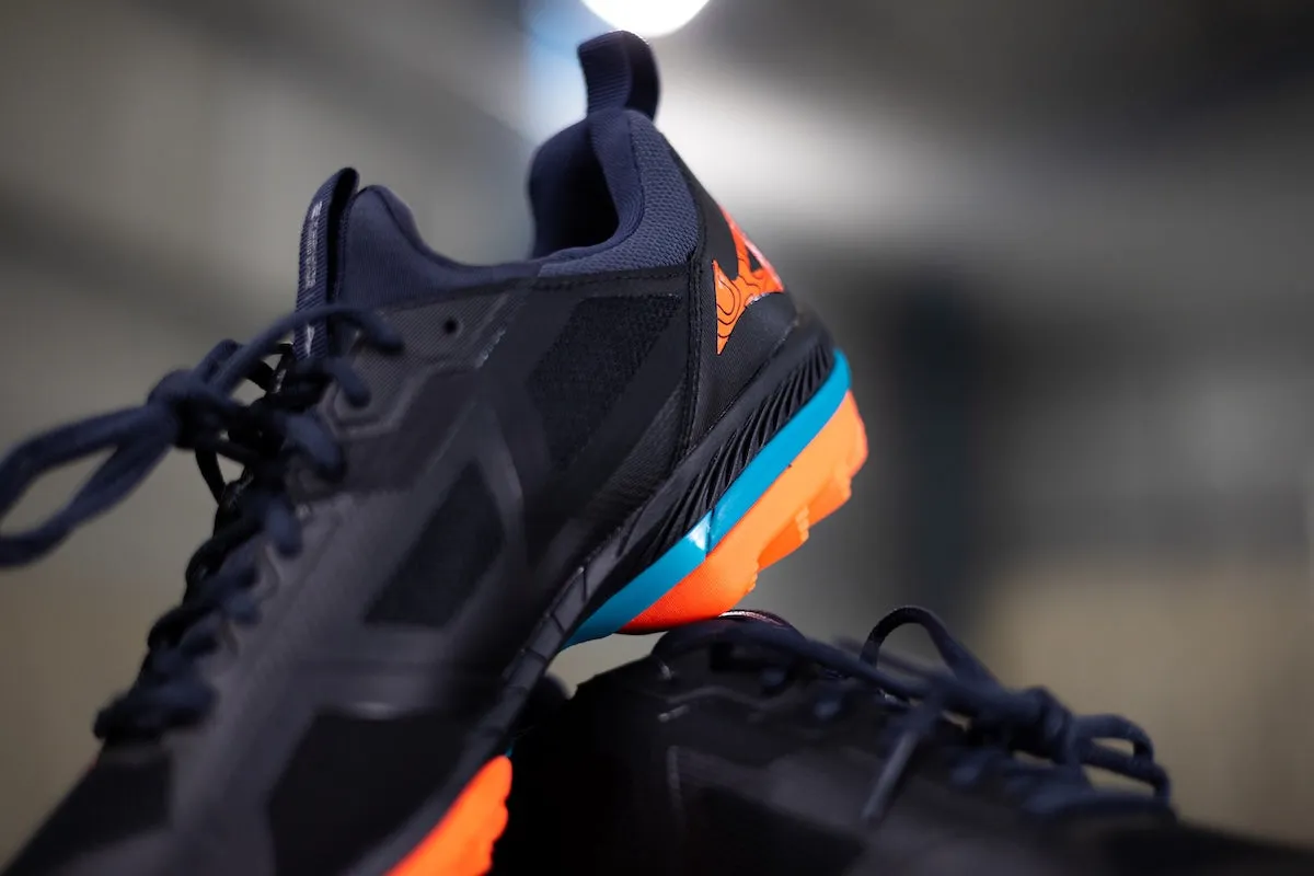 Mizuno Wave Panthera 2 Hockey Shoes Black / Neon flame / Peacock blue