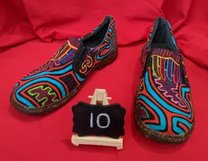 Moccasin Mola Shoes - Size 10 - Thalia