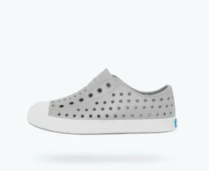 Native Jefferson Shoes in Pigeon Grey : Size C2 to J6