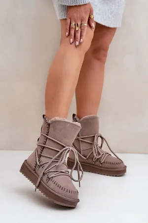 Snow boots