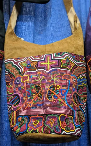 Tribal Textile Vegan Mola Bucket Purse - Nubi