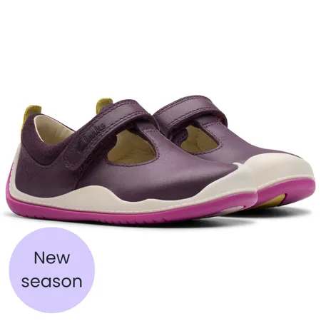 UK 2 Berry Roller Bright Velcro T-Bar Pre Walkers