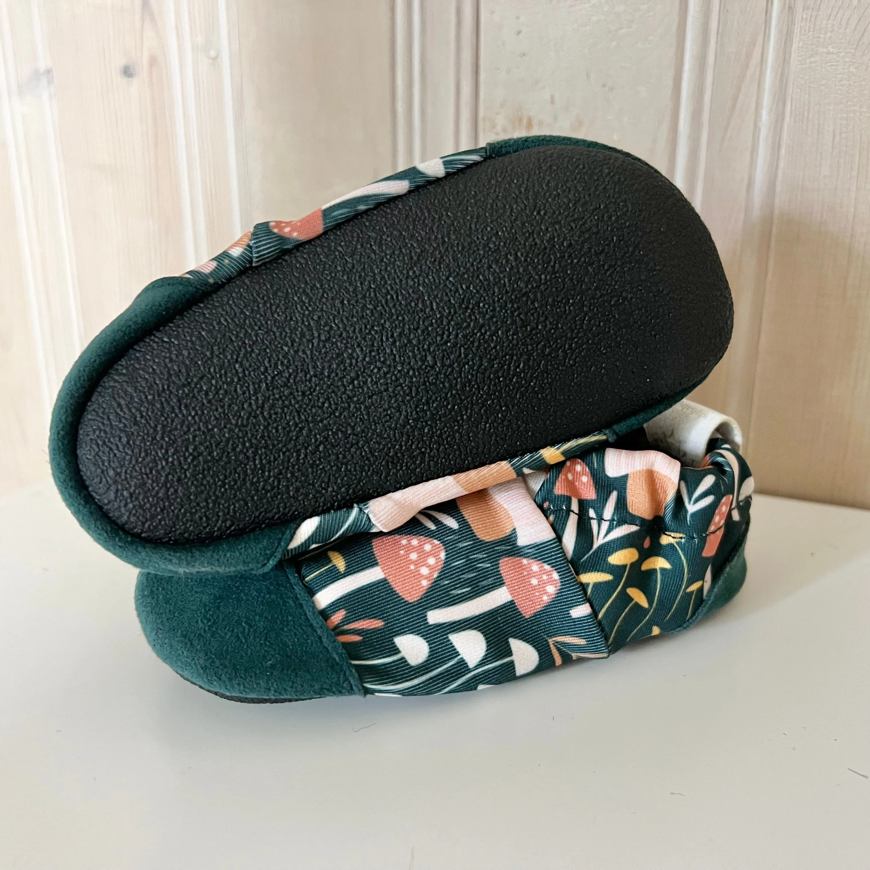 Water shoes - Mushroom