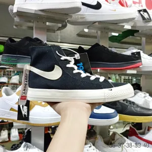 Women's Sneakers